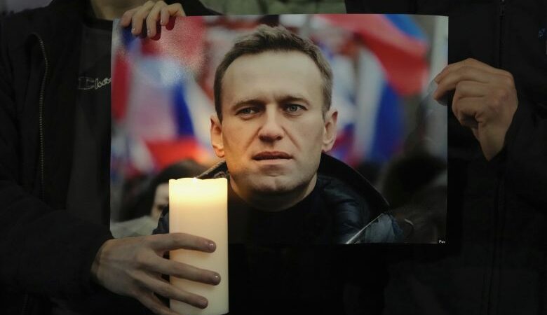 Ρωσία: Οι αρχές δεν επιτρέπουν ακόμη στην οικογένεια του Αλεξέι Ναβάλνι να έχει πρόσβαση στη σορό του