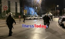 Επεισόδια στην Θεσσαλονίκη μετά τη λήξη πορείας φοιτητών