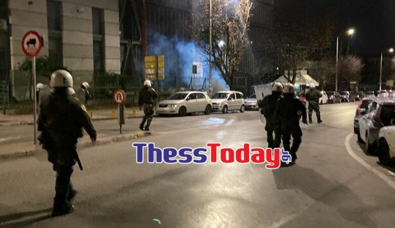 Επεισόδια στην Θεσσαλονίκη μετά τη λήξη πορείας φοιτητών
