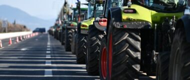 Μπλόκο αγροτών στην «Εγνατία Οδό» και διακοπή κυκλοφορίας