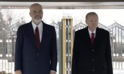 Στην Άγκυρα ο Έντι Ράμα: Συμφωνία στρατιωτικής συνεργασίας Τουρκίας – Αλβανίας