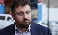 Ζαχαριάδης: «Έχει μερίδιο ευθύνης και ο πρόεδρος για την φθίνουσα πορεία»