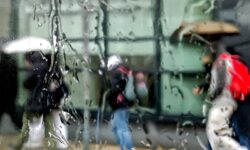 Καιρός: Σε όλη τη χώρα θα εκδηλωθούν βροχοπτώσεις, καταιγίδες και χαλάζι – Παροδικά έντονα φαινόμενα