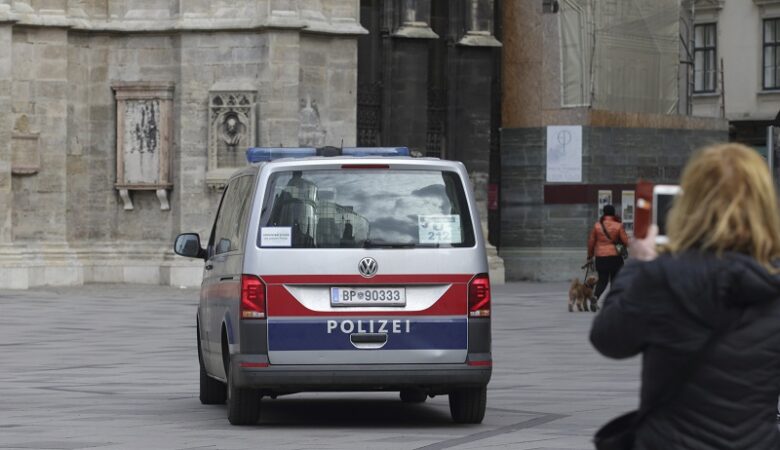 Φρίκη στην Αυστρία: Για βιασμούς ενός 12χρονου κοριτσιού κατηγορούνται 17 έφηβοι