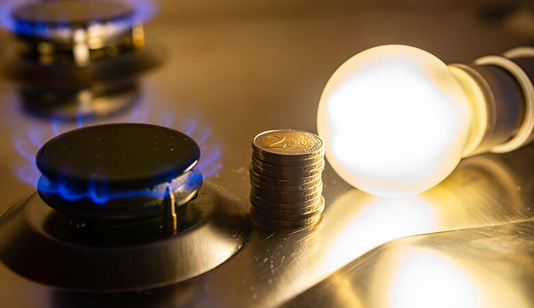 Μείωση τιμών σε προ κρίσης επίπεδα σε ηλεκτρική ενέργεια και φυσικό αέριο τον Φεβρουάριο