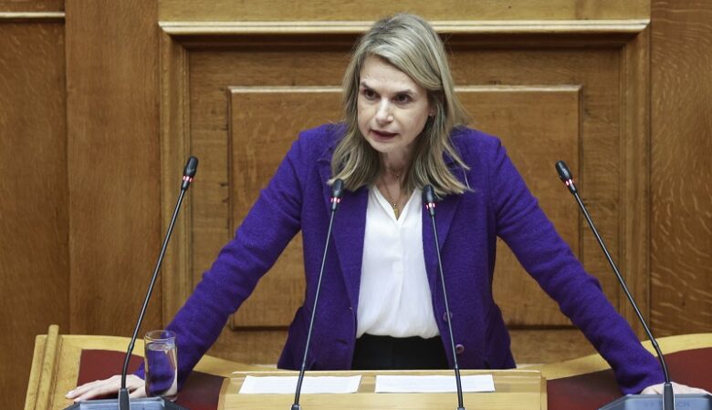 Μιλένα Αποστολάκη: «Η Εξεταστική Επιτροπή θα καταγραφεί ως οργανωμένη συγκάλυψη του εγκλήματος των Τεμπών»