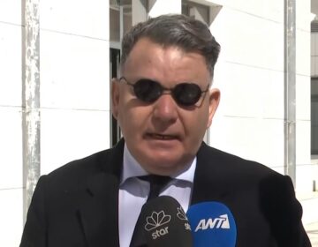 Αλέξης Κούγιας: Ακολουθώ αυτήν τη θεραπεία, η οποία δηµιουργεί κάποιες παρενέργειες, όπως µια αλλοίωση στο πρόσωπο