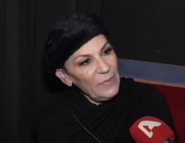 Χρύσα Ρώπα: «Αυτό που έκανα με τον Λάκη Λαζόπουλο στο “Αλ Τσαντίρι Νιουζ” ήταν μοναδική εμπειρία»