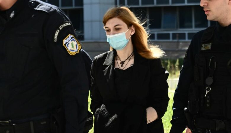 Ένοχη η Ρούλα Πισπιρίγκου για τη δολοφονία και την απόπειρα σε βάρος της πρωτότοκης κόρης της Τζωρτζίνας