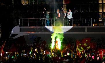Δημοτικές εκλογές στην Τουρκία: Οδυνηρή ήττα για τον Ερντογάν, πανηγυρίζει η αντιπολίτευση – «Αυτή δεν είναι παρά μόνο η αρχή»