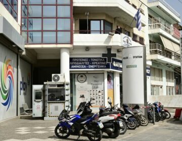 Δολοφονία Κυριακής Γρίβα: Ελεύθερος με όρους ο φρουρός του αστυνομικού τμήματος των Αγίων Αναργύρων