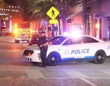 Δύο νεκροί και επτά τραυματίες από πυροβολισμούς σε μπαρ στη Φλόριντα