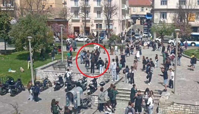 Ελεύθερος με περιοριστικούς όρους ο 17χρονος που μαχαίρωσε τρία άτομα στην Κέρκυρα