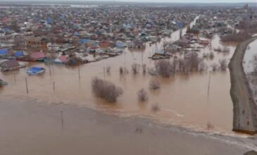Ρωσία: Πάνω από 10.400 σπίτια έχουν πλημμυρίσει σε όλη τη Ρωσία από το λιώσιμο των πάγων