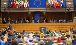 Ψηφίστηκε από το Ευρωπαϊκό Κοινοβούλιο το νέο Σύμφωνο Μετανάστευσης και Ασύλου