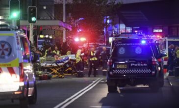 Αιματηρή επίθεση με μαχαίρι σε εμπορικό κέντρο στο Σίδνεϊ: Επτά νεκροί, ανάμεσα τους και ο δράστης – Τραυματίστηκε βρέφος