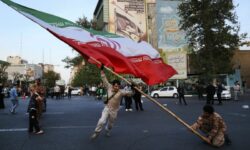 Ανώτερος Ιρανός αξιωματούχος: Δεν υπάρχουν άμεσα σχέδια για αντίποινα κατά του Ισραήλ μετά την επίθεση