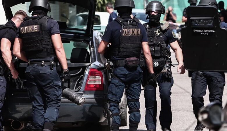 Δολοφονία αστυνομικού στου Ρέντη: Έχουν συλληφθεί 60 άτομα μέχρι στιγμής – Πάνω από 400 προσαγωγές