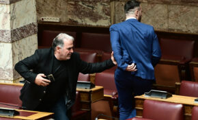 Ποινή 4 ετών στον βουλευτή Κωνσταντίνο Φλώρο για το βίαιο επεισόδιο με θύμα τον Βασίλη Γραμμένο