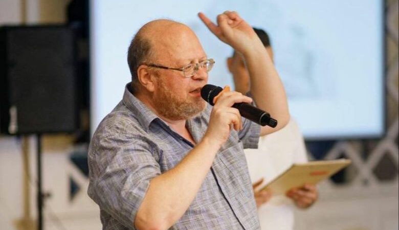 Ρωσικό δικαστήριο έθεσε σε κατ’ οίκον περιορισμό τον δημοσιογράφο του Forbes Σεργκέι Μινγκαζόφ