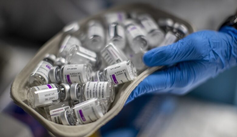 Η AstraZeneca αποσύρει το εμβόλιο της για τον κορονοϊό