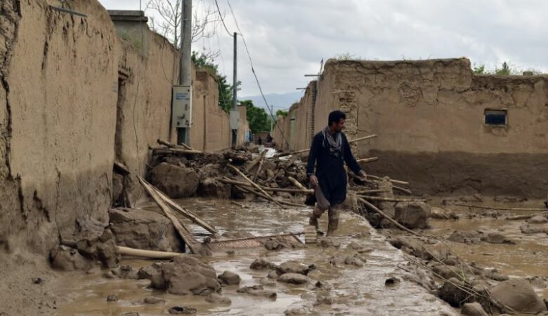 Αφγανιστάν: Φονικές πλημμύρες με τουλάχιστον 200 νεκρούς