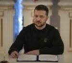 Ο Ζελένσκι υπέγραψε νόμο που επιτρέπει σε ορισμένους κατάδικους να υπηρετήσουν στον ουκρανικό στρατό