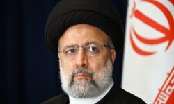 Θρίλερ με την τύχη του προέδρου του Ιράν – Συνετρίβη το ελικόπτερο που φέρεται να μετέφερε τον Ραΐσι
