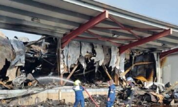 Εισαγγελική παρέμβαση για την φωτιά στο εργοστάσιο παρασκευής σχολικών γευμάτων στη Λαμία