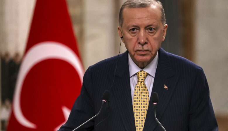 Ο Ερντογάν παίρνει την αρμοδιότητα να κηρύσσει επιστράτευση στην Τουρκία