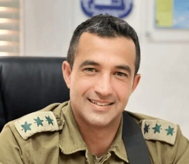 Η Χαμάς υποστηρίζει ότι κρατά αιχμάλωτο έναν Ισραηλινό συνταγματάρχη που είχε πιάσει όμηρο στις επιθέσεςι της 7ης Οκτώβριου