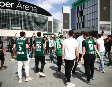 Final Four Euroleague: Τούρκοι επιτέθηκαν σε οπαδούς του Παναθηναϊκού έξω από κλειστό του Βερολίνου – Δείτε βίντεο