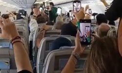 Χαμός στο αεροπλάνο της επιστροφής για τον Πρωταθλητή Ευρώπης Παναθηναϊκό – «Βουντού, βουντού»