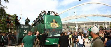 Έφτασαν στο ΟΑΚΑ οι Πρωταθλητές Ευρώπης του Παναθηναϊκού με το τρόπαιο της Euroleague