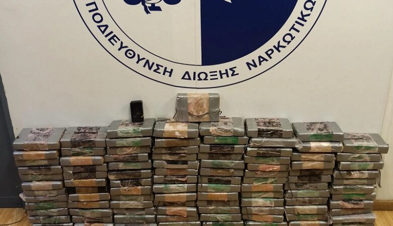 Τα κατεψυγμένα καλαμαράκια από το Περού «έκρυβαν» σχεδόν 110 κιλά κοκαΐνη