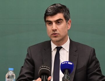 Γλαβίνας: «Τί έχει να πει ο πολιτικός προϊστάμενος της ΕΥΠ, Κυριάκος Μητσοτάκης, για την άρνησή της να εφαρμόσει την απόφαση του ΣτΕ;»