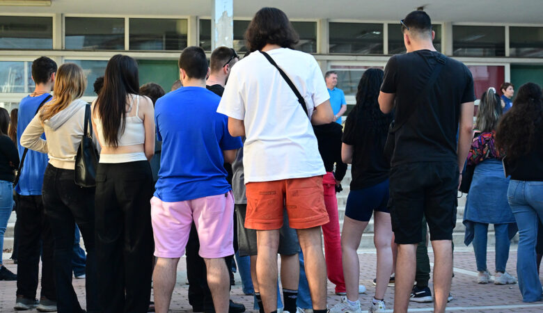 Πανελλαδικές 2025: Συνέχεια εξετάσεων για τους υποψήφιους των ΕΠΑΛ