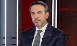 Νέες προκλήσεις από τον υπουργό Ενέργειας της Τουρκίας: «Θα συνεχίσουμε πεισματικά τις έρευνες στη Γαλάζια Πατρίδα»