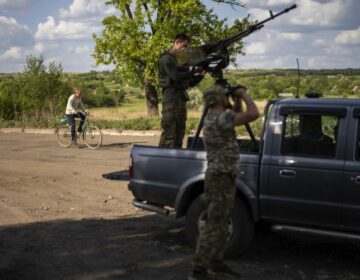 Η Ουκρανία λέει ότι η χρήση δυτικών όπλων εντός της Ρωσίας θα αποδυναμώσει τις δυνατότητές της στα σύνορα