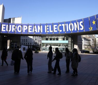 Ευρωεκλογές 2024: To 60% των Ευρωπαίων δηλώνει ότι ενδιαφέρεται να ψηφίσει έναντι 56% των Ελλήνων
