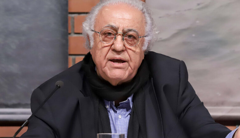 Τάσος Μπιρσίμ: Συγγενείς και φίλοι τον αποχαιρέτησαν στο αποτεφρωτήριο Ριτσώνας