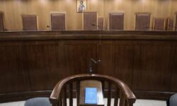 Ανατροπή σε υπόθεση ασέλγειας σε βρέφος στην Ηλεία: Ο εισαγγελέας ζήτησε να αθωωθεί ο πατέρας του παιδιού