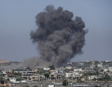 Μακελειό με εκατοντάδες νεκρούς σε νέους ισραηλινού βομβαρδισμούς στη Λωρίδα της Γάζας