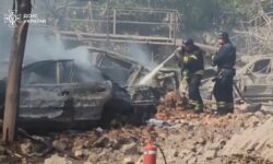 Έξι νεκροί και 11 τραυματίες σε ρωσική πυραυλική επίθεση στην ουκρανική πόλη Κριβί Ριχ
