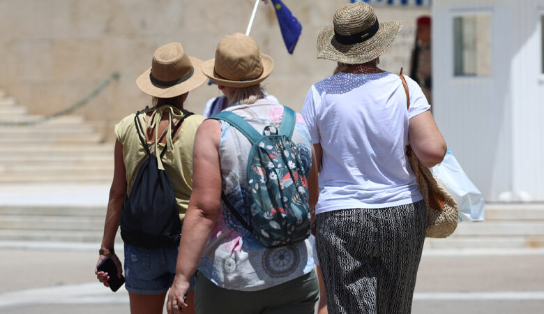 «Σκαρφαλώνει» στους 36 βαθμούς Κελσίου ο υδράργυρος την Παρασκευή