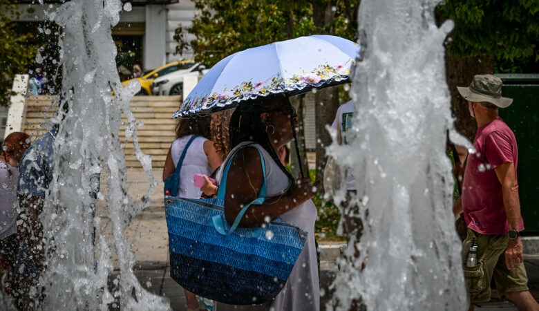 Η ΕΜΥ επικαιροποίησε το έκτακτο δελτίο για τον καιρό – Μετά τα 43άρια, πτώση της θερμοκρασίας, βροχές και καταιγίδες στη βόρεια Ελλάδα
