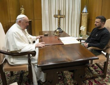 Ο Ζελένσκι συναντήθηκε με τον Πάπα Φραγκίσκο
