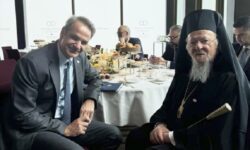 Συνάντηση του Κυριάκου Μητσοτάκη με τον Οικουμενικό Πατριάρχη Βαρθολομαίο στην Ελβετία
