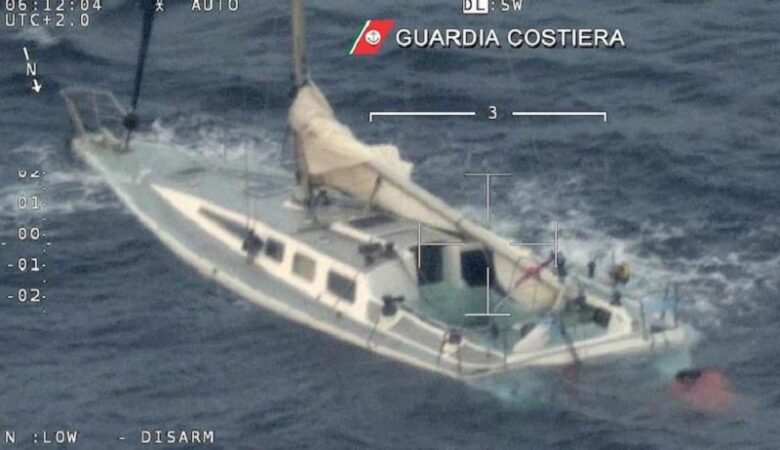 Δεκάδες αγνοούμενοι από ναυάγιο σκάφους με πρόσφυγες και μετανάστες στα ανοικτά της Καλαβρίας