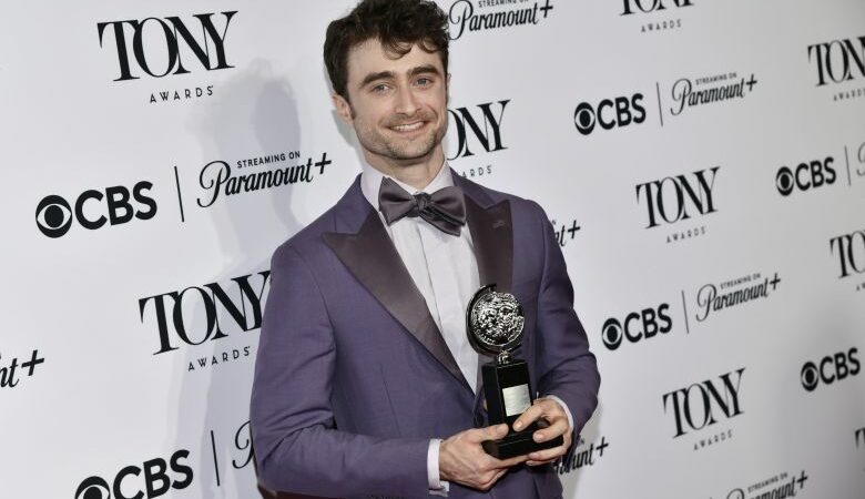 Ο Ντάνιελ Ράντκλιφ επιστρέφει στο Μπρόντγουεϊ με το έργο «Every Brilliant Thing»